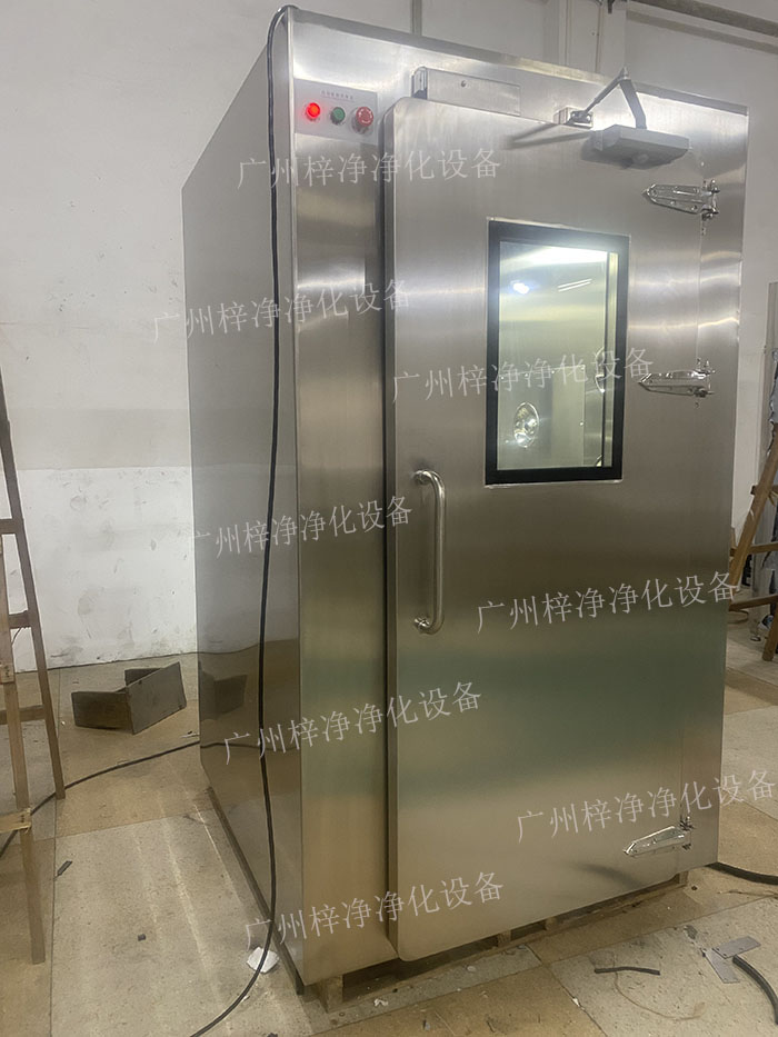 高端滿焊接風(fēng)淋室產(chǎn)品外觀圖 高端滿焊接風(fēng)淋室產(chǎn)品外觀圖