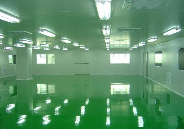 潔凈技術(shù)（cleanroom）是適應(yīng)實(shí)驗(yàn)研究與產(chǎn)品加工的精密化、微型化、高純度、高質(zhì)量和高可靠性等方面要求而誕生的一門新興技術(shù)。潔凈室（cleanroom）這個(gè)名詞和概念源于18世紀(jì)六十年代的歐洲醫(yī)學(xué)，當(dāng)時(shí)的理解僅限于經(jīng)噴灑消毒后可以控制創(chuàng)部感染率的處置室、手術(shù)室這類滅菌處理的工作境