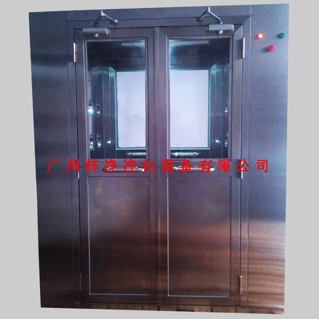 電加熱風淋室實物特寫圖片(一) 電加熱風淋室實物特寫圖片(一)